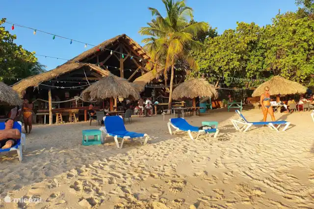 Vacation rental Curaçao, Curacao-Middle, Piscadera holiday house Spacious holiday home with sea view