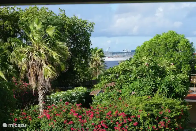 Vacation rental Curaçao, Curacao-Middle, Piscadera holiday house Spacious holiday home with sea view