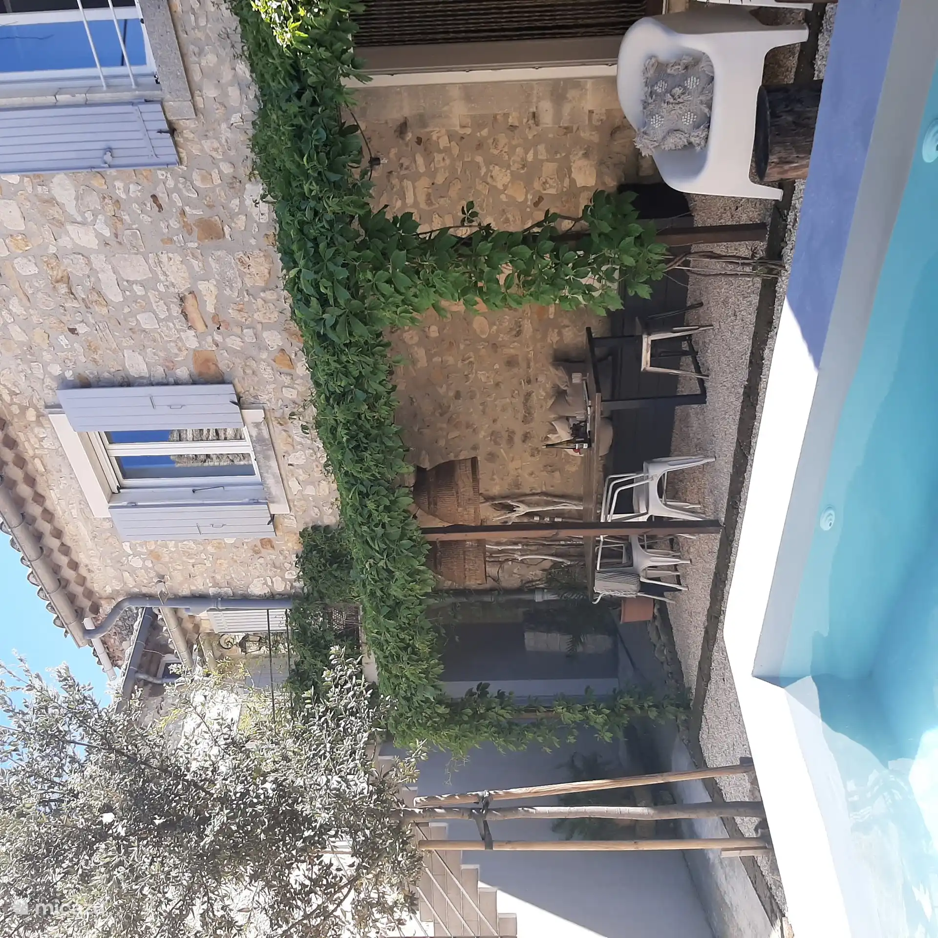 Der ummauerte Innenhof