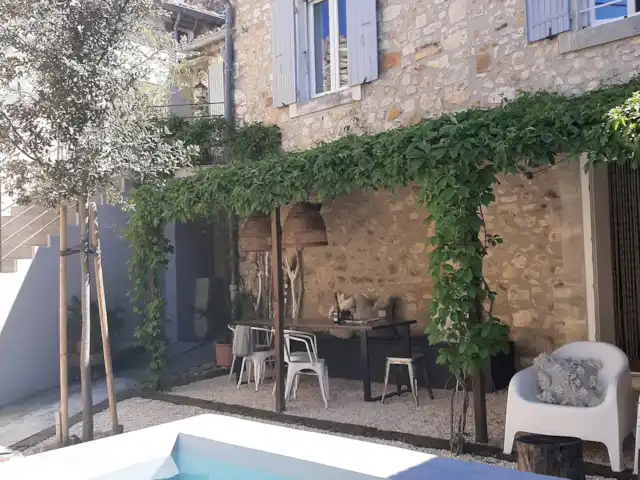 Maison Mymoodz | France, Gard, Cornillon - maison de vacances La cour murée