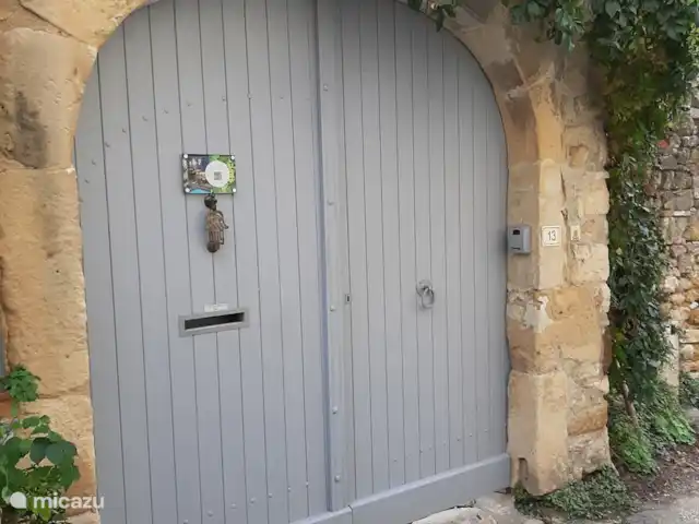 Maison Mymoodz | France, Gard, Cornillon - maison de vacances La porte d'entrée de la Maison Mymoodz (1824)