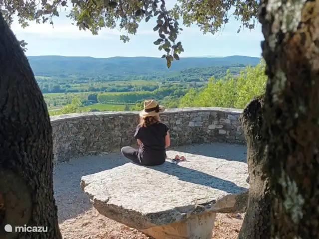 Maison Mymoodz | France, Gard, Cornillon - maison de vacances Prenez un moment pour rêver tranquillement à l'un des différents points de vue du village