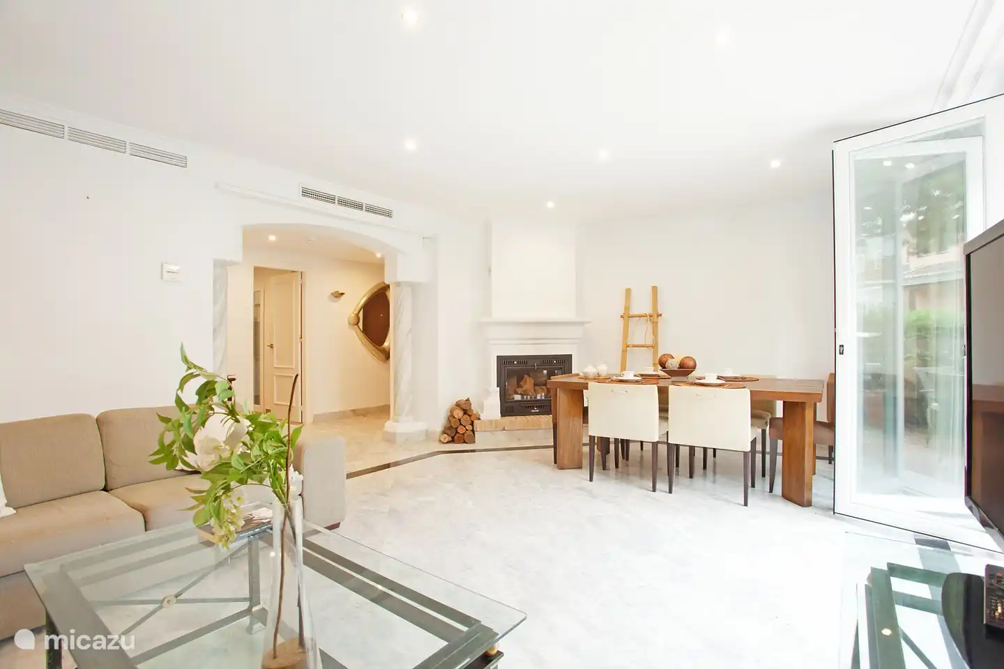 White Pearl Beach Elviria-H1 in Spain, Costa del Sol, Marbella - apartment