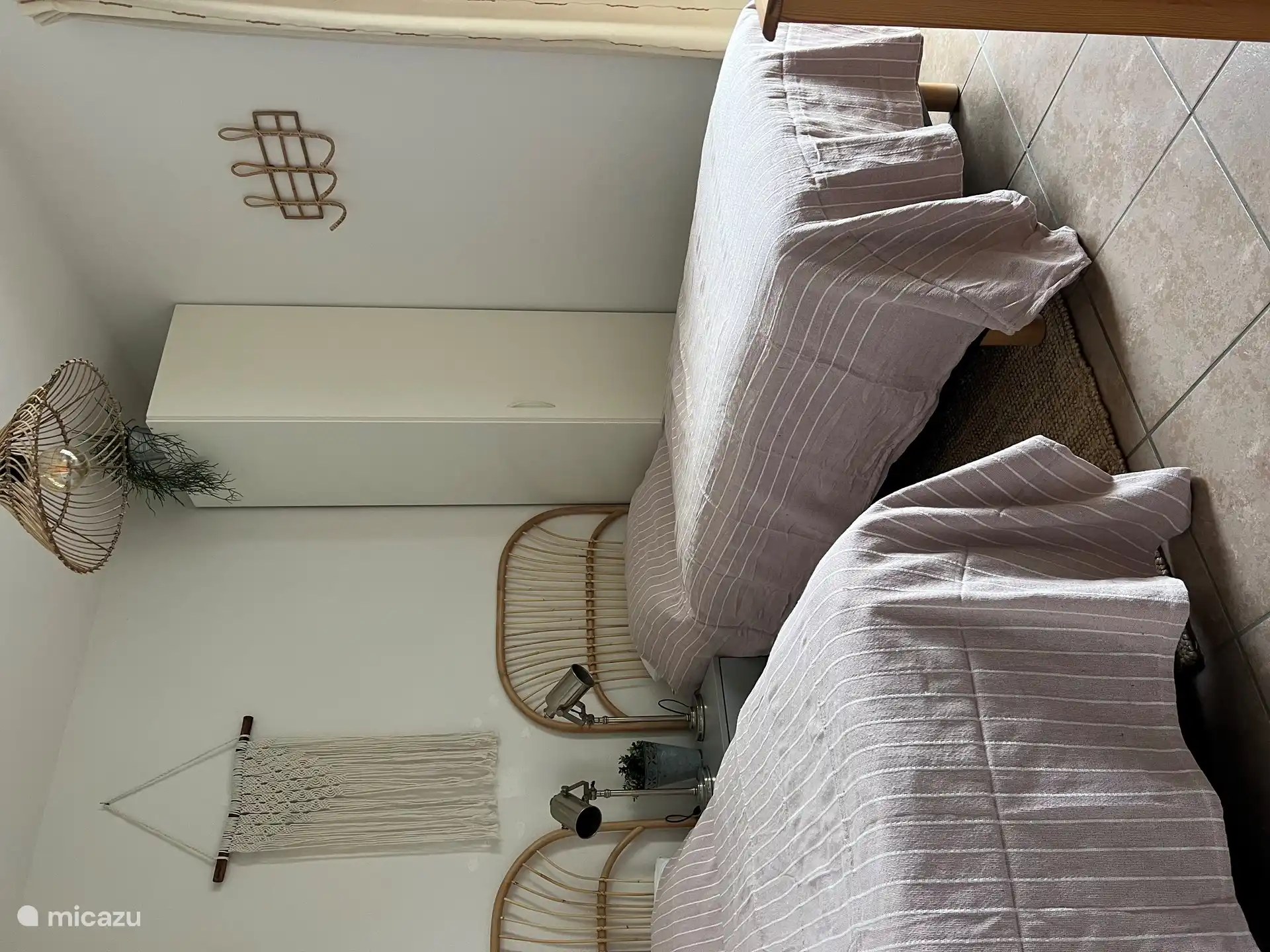 2de slaapkamer boven