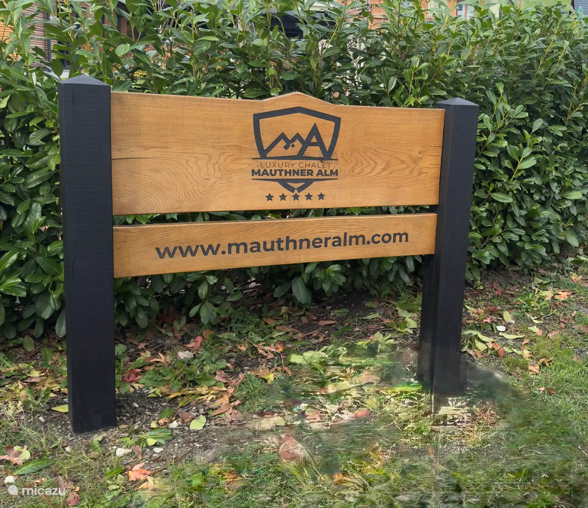 Nameplate at the house