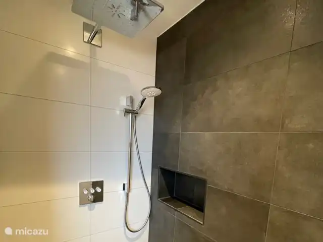 Chalet de luxe Mauthner Alm | Autriche, Carinthie, Kötschach-Mauthen - chalet Douche à l’italienne à l’étage