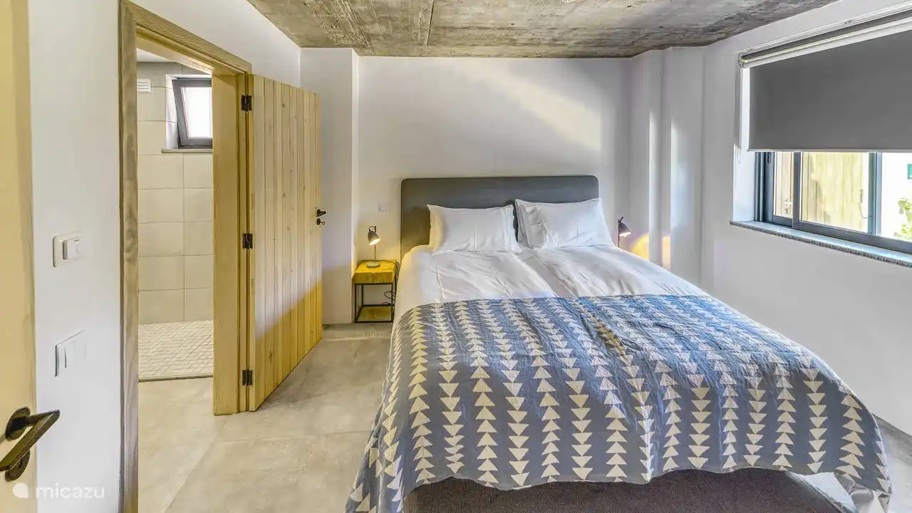 Villa Cocheira Beach Villa - Badezimmer - Waschbecken - ebenerdige Dusche