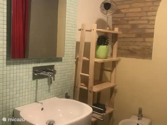 Casa Di Martil en Italia, Abruzos, Loreto Aprutino - casa vacacional el cuarto de baño