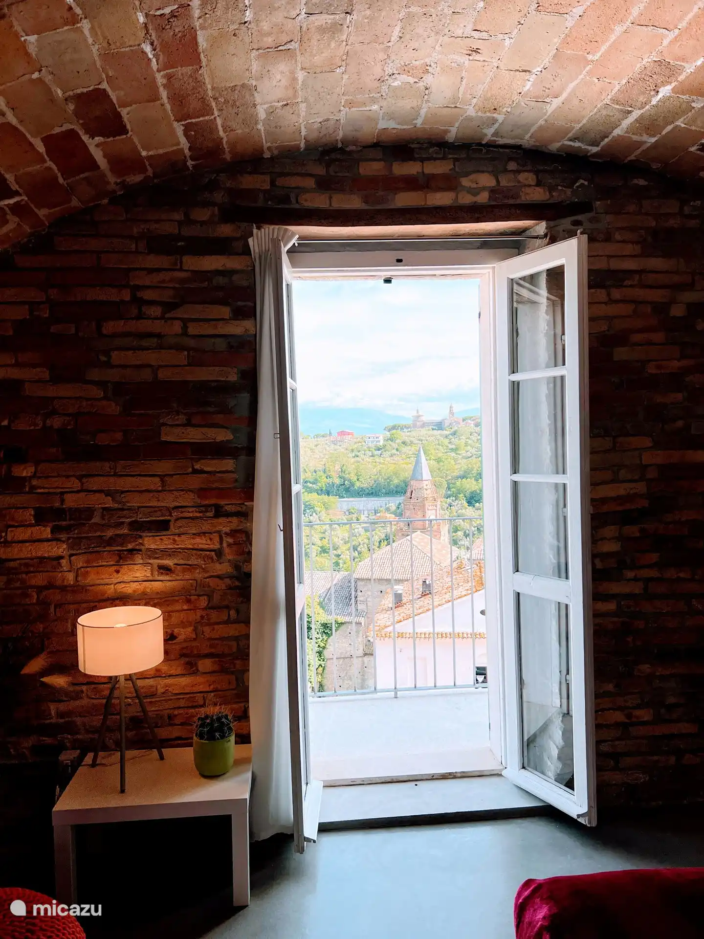 Schlafzimmer 2 Margaretha mit Blick auf die Terrasse 