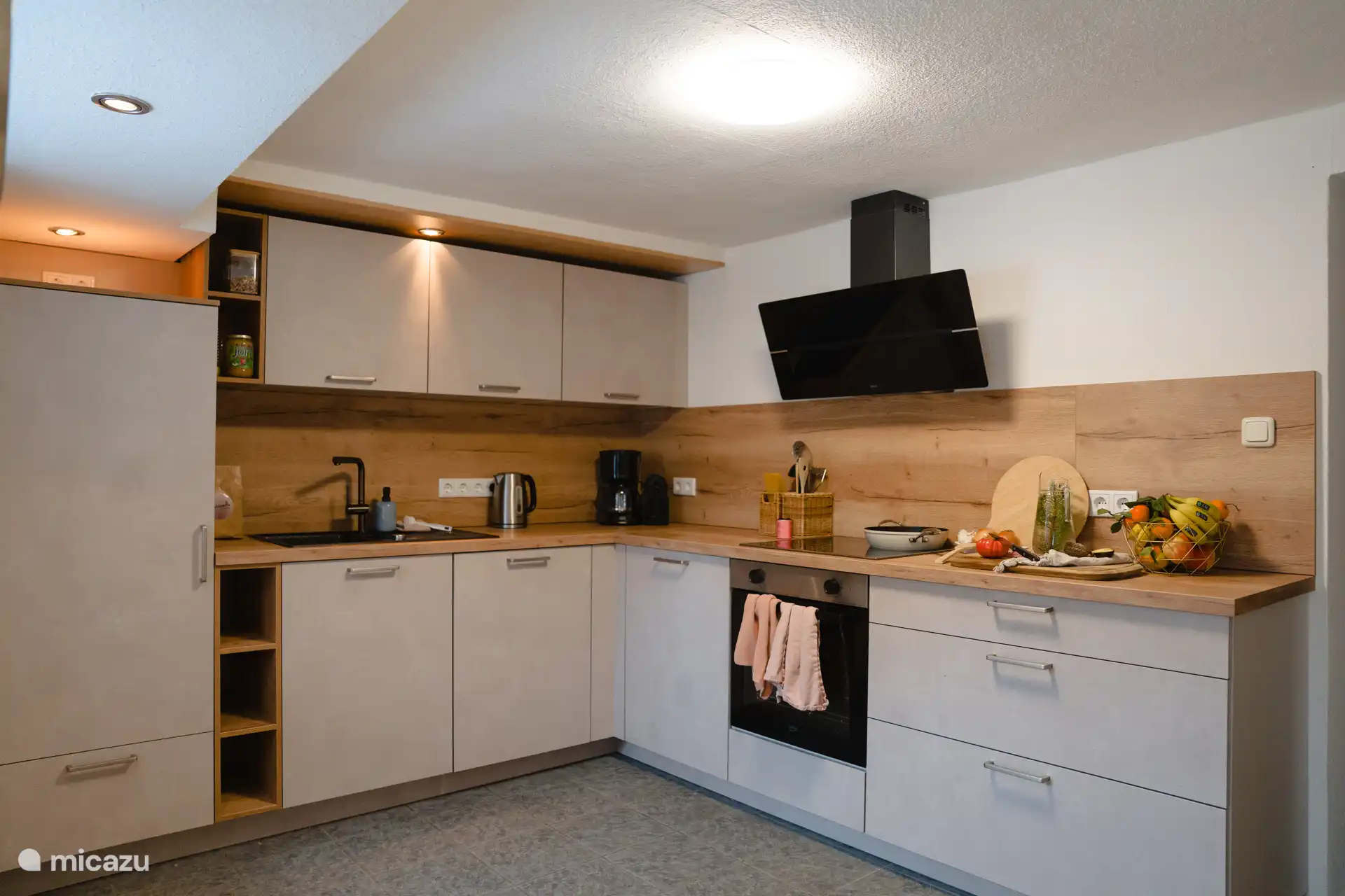 Well-equipped kitchen