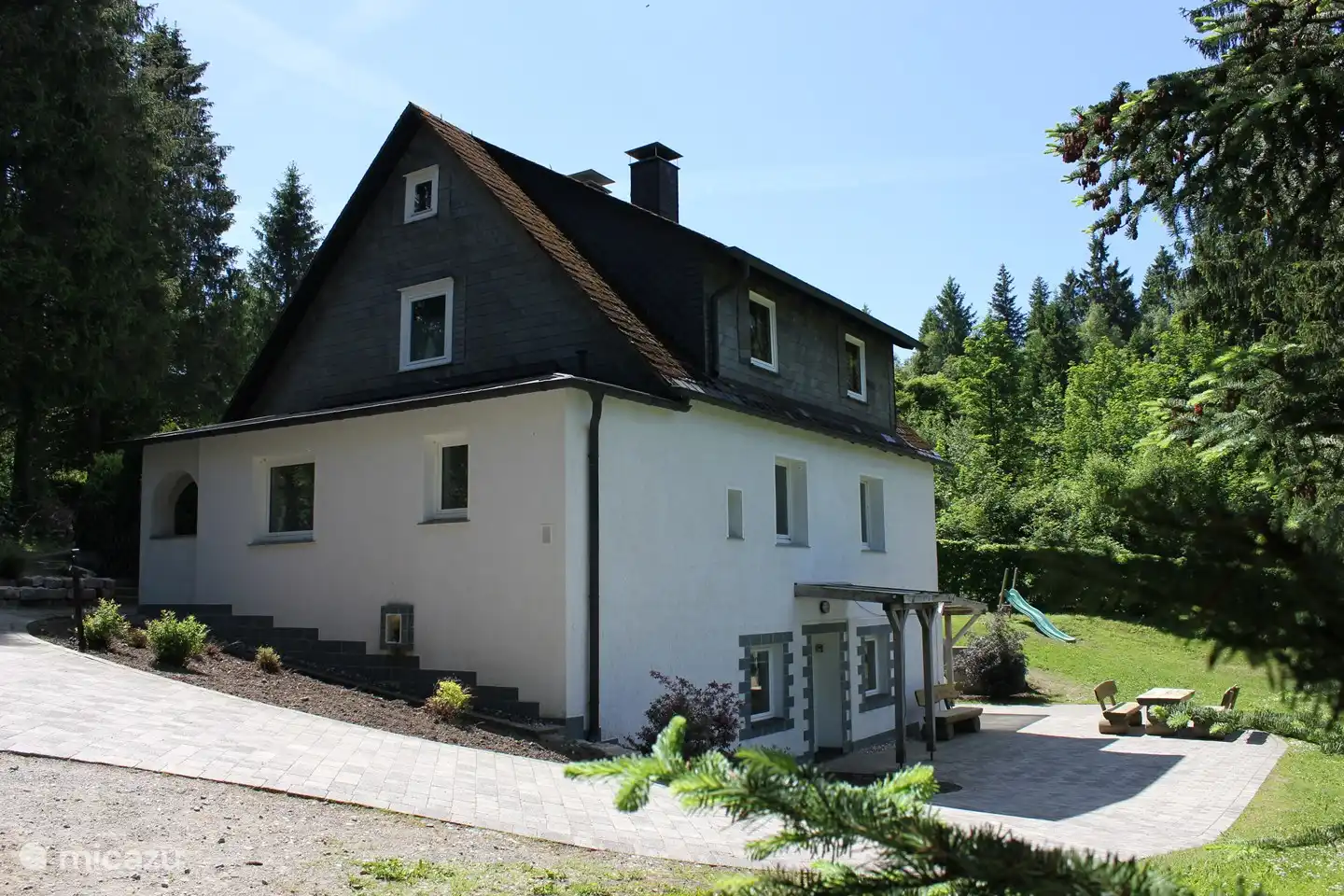 Waldhaus Winterberg is beautifully situated on the edge of the forest, near the ski slope, Erlebnisberg Kappe & numerous hiking and cycling trails. 