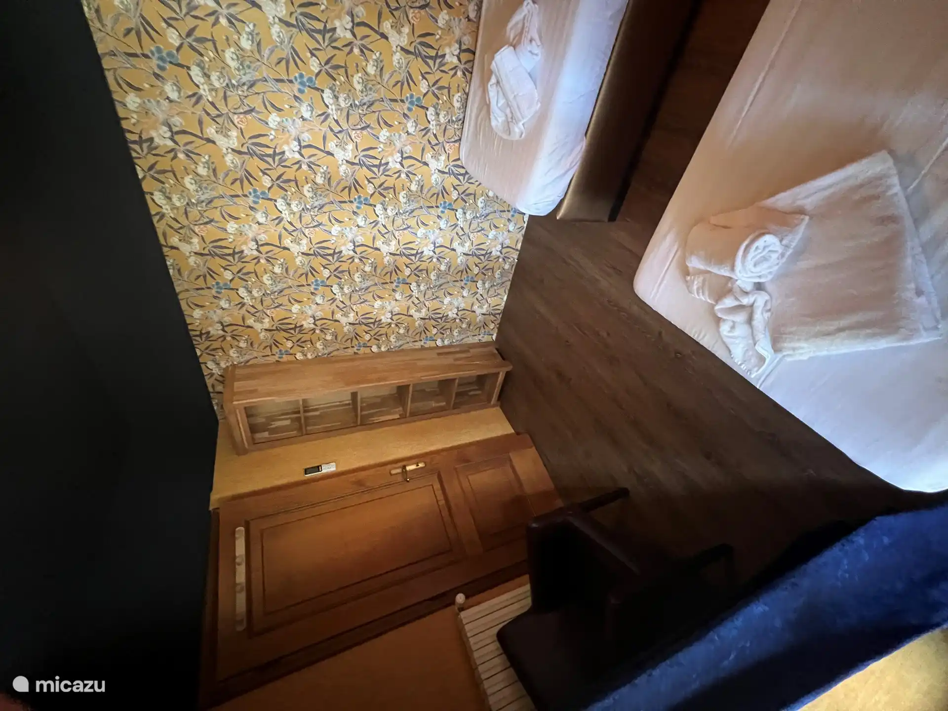 Kleines Schlafzimmer 