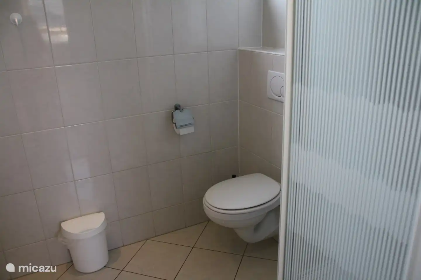 Badezimmer im 1. Stock