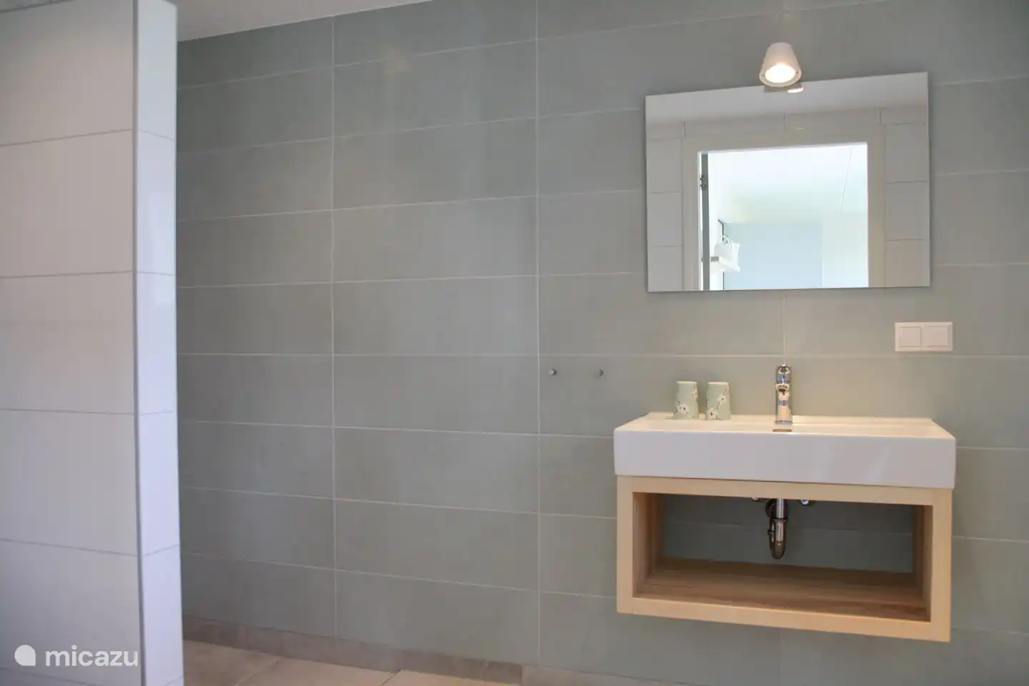 bathroom ground floor