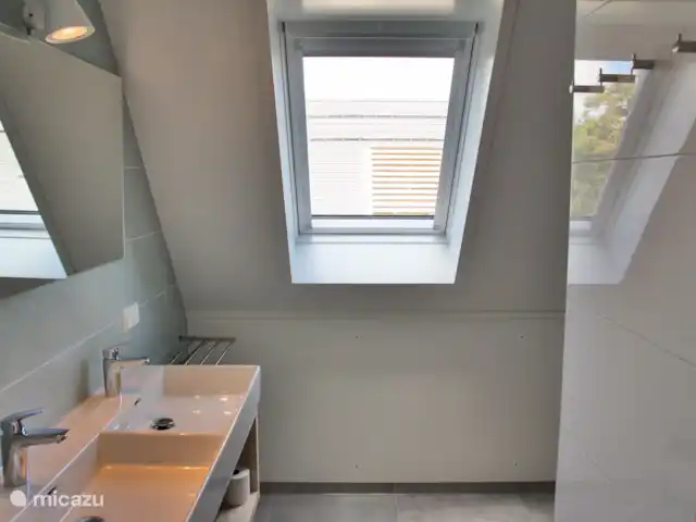 Vakantiehuis met Sauna Callantsoog huren in Nederland, Noord-Holland, Callantsoog - villa badkamer op de 1e verdieping