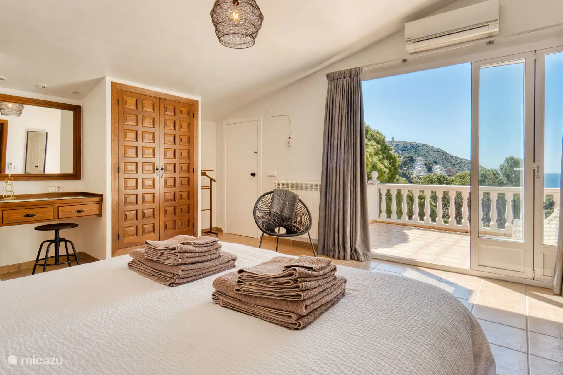 Chambre principale attenante, 1er étage