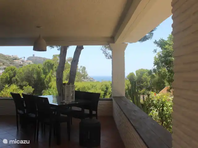 Villa Indalera en España, Costa Blanca, Moraira - villa Naya con comedor.