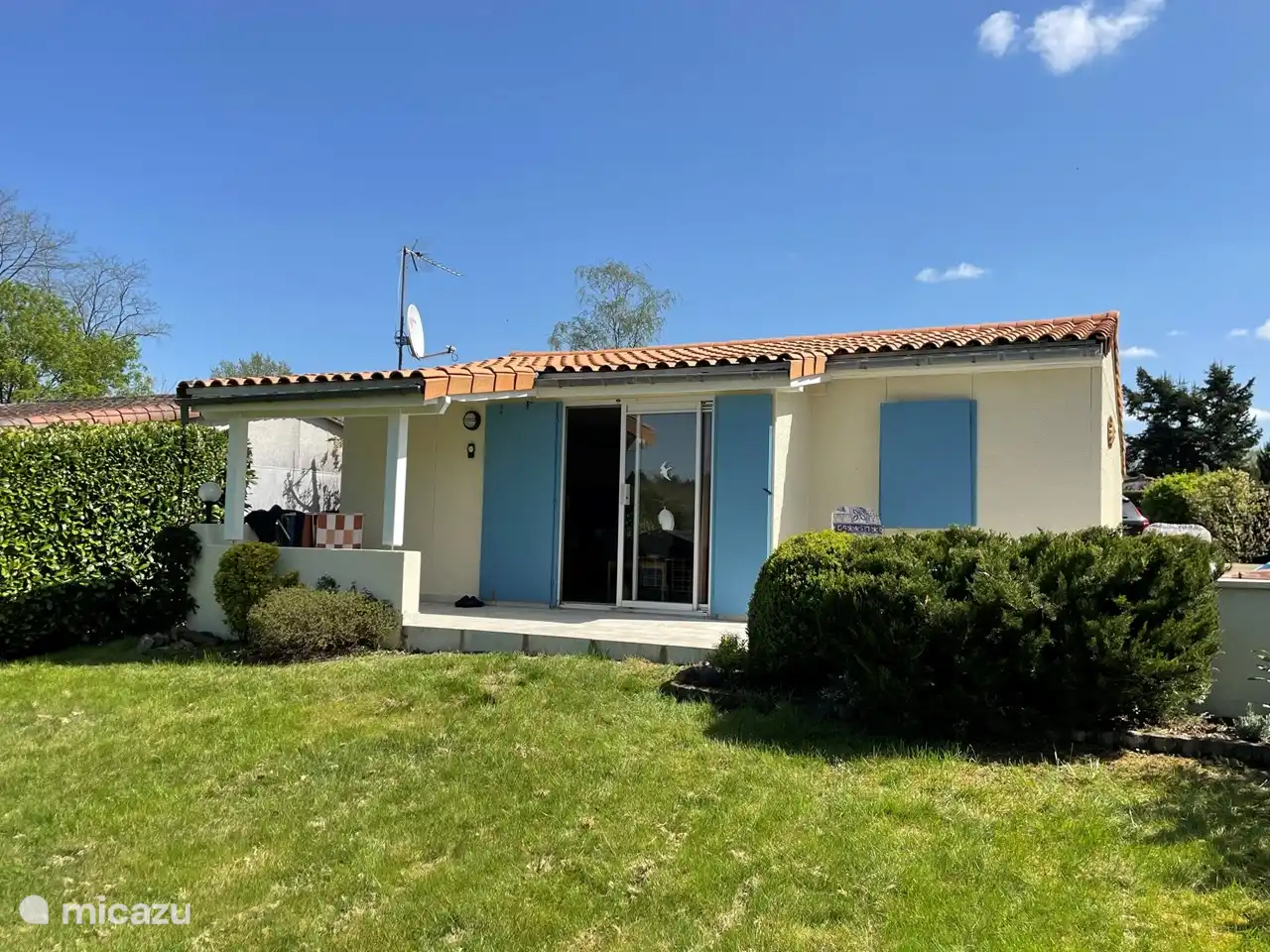 Rückseite des Bungalows