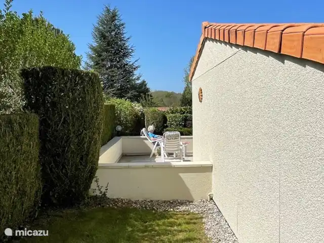 Village le Chat 97 | France, Charente, Écuras - maison de vacances Côté face à la terrasse