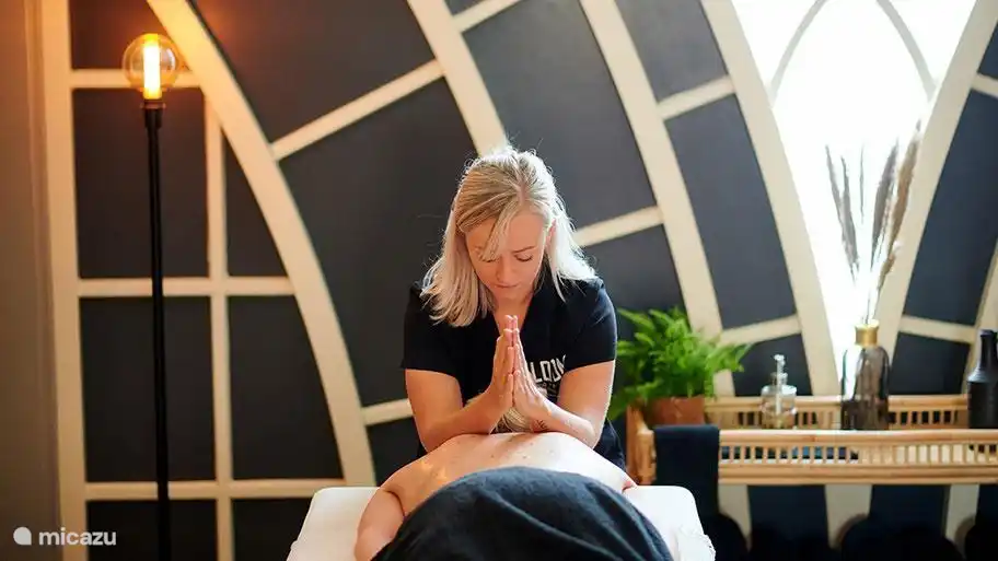 Gesichts- und Körperbehandlungen nach Vereinbarung möglich