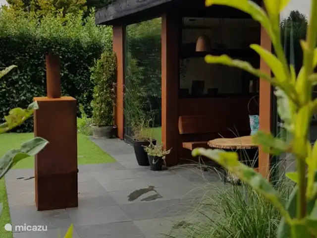 Horizon | Pays-Bas, Gueldre, Voorthuizen - bungalow BBQ / Foyer pour des moments chaleureux à deux.