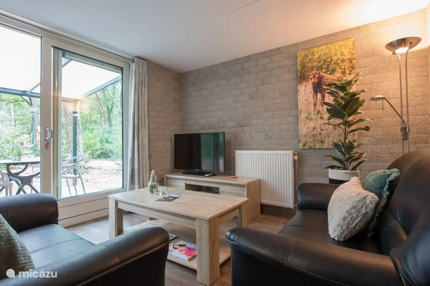 Sitzecke mit Blick auf den Garten