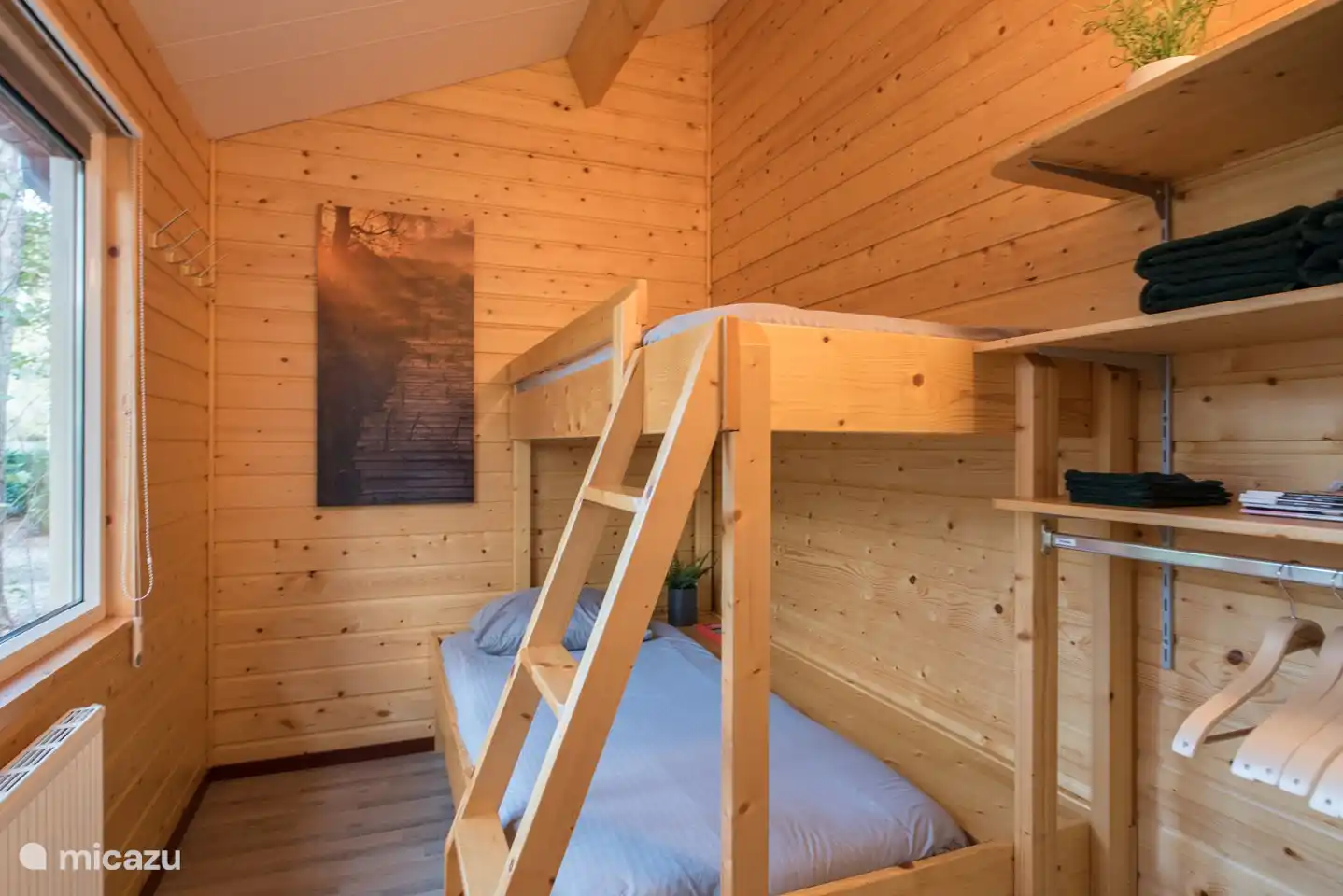 Das zweite Schlafzimmer mit einem Etagenbett