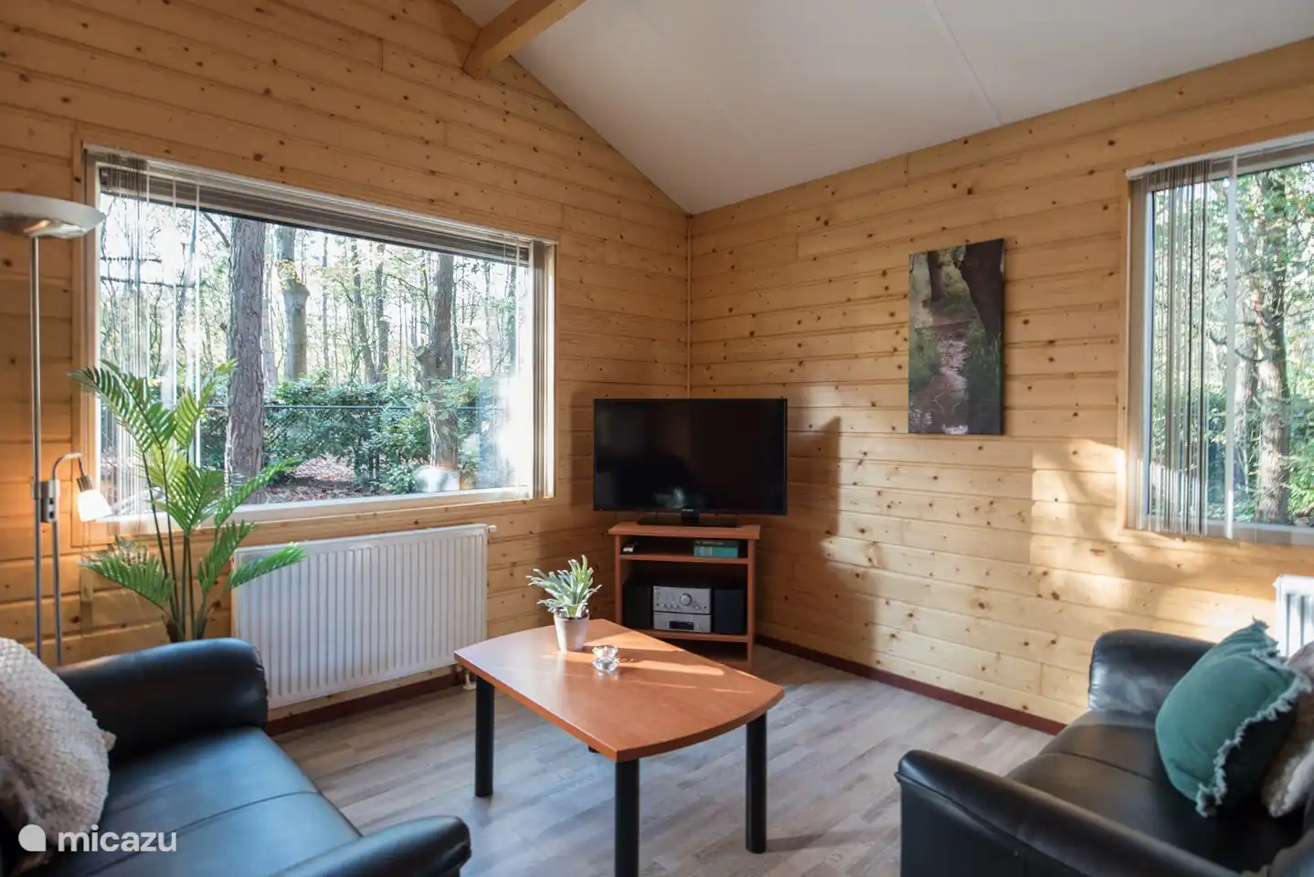 Sitzecke mit Blick auf den Garten