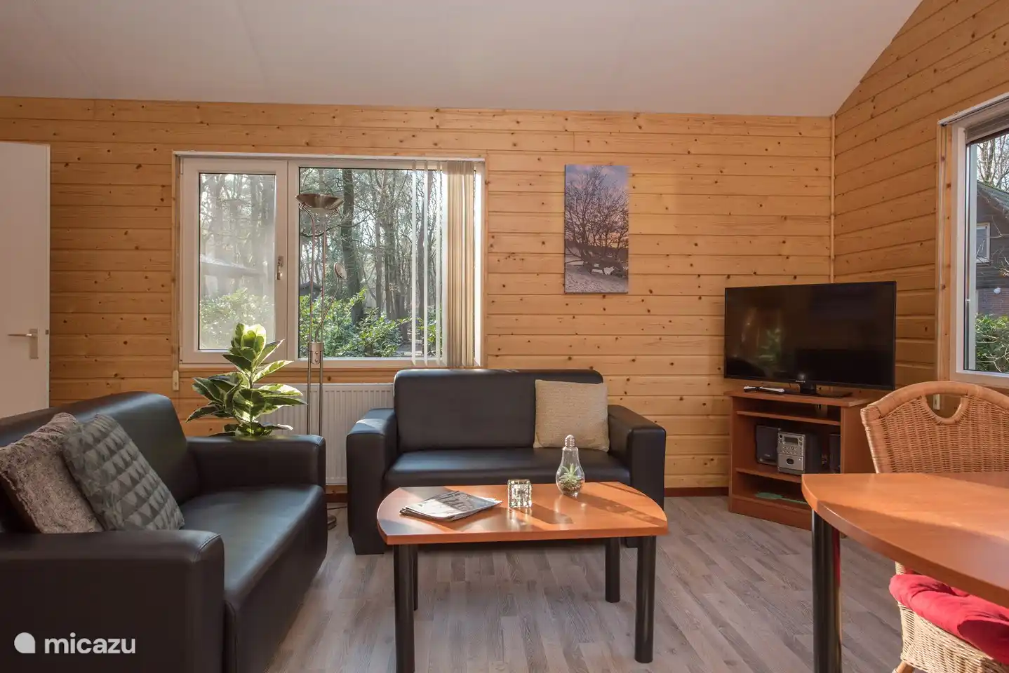 Sitzecke mit Blick auf den Garten