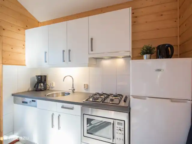 Goudooggans huren in Nederland, Noord-Brabant, Heesch - bungalow Volledig ingerichte keuken