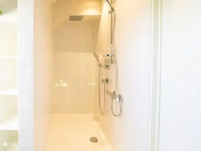 't Groenzicht huren in België, West-Vlaanderen, Pervijze - vakantiehuis Dubbele douche boven