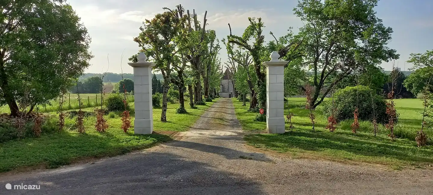Entrance Logis de la Barre