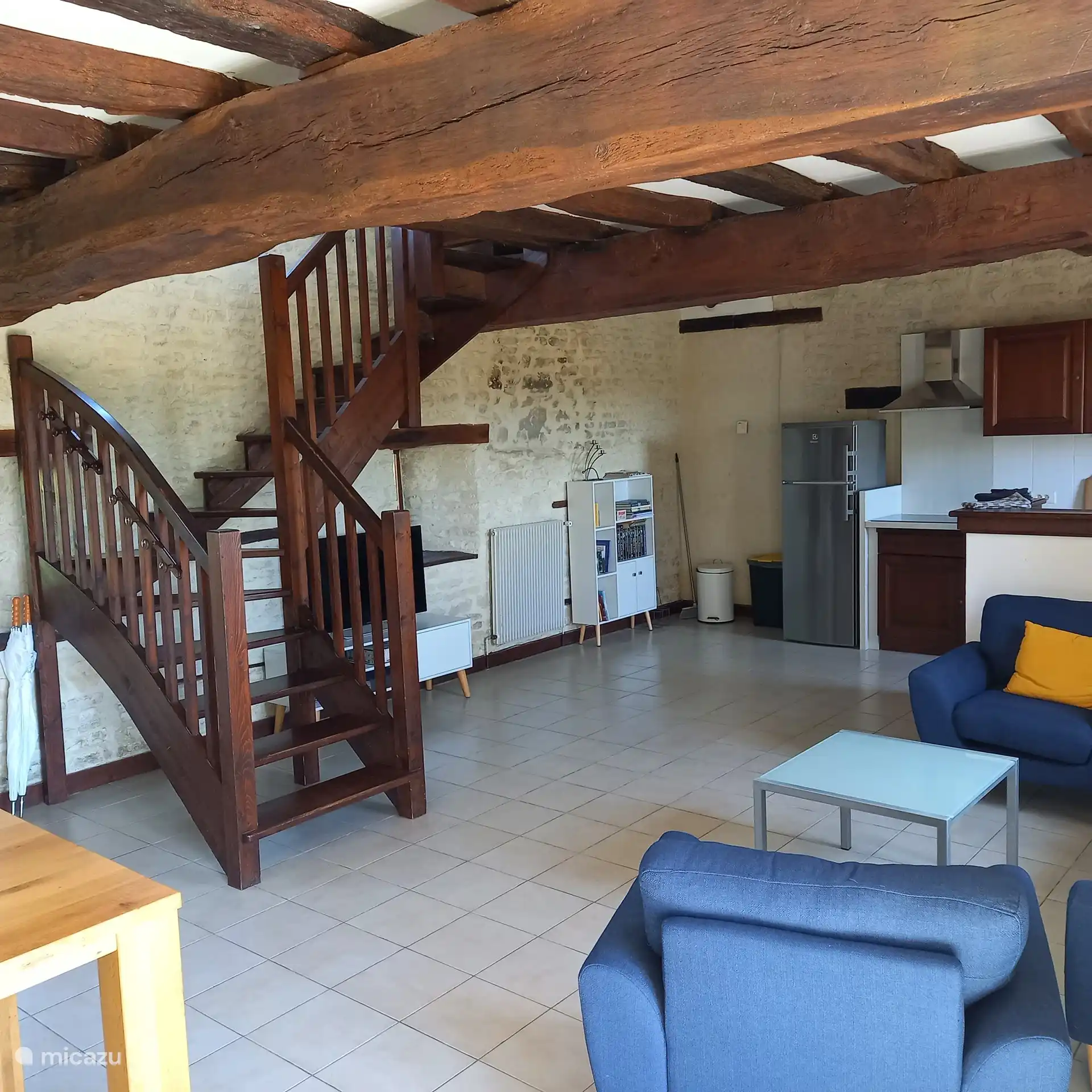 Living room / kitchen