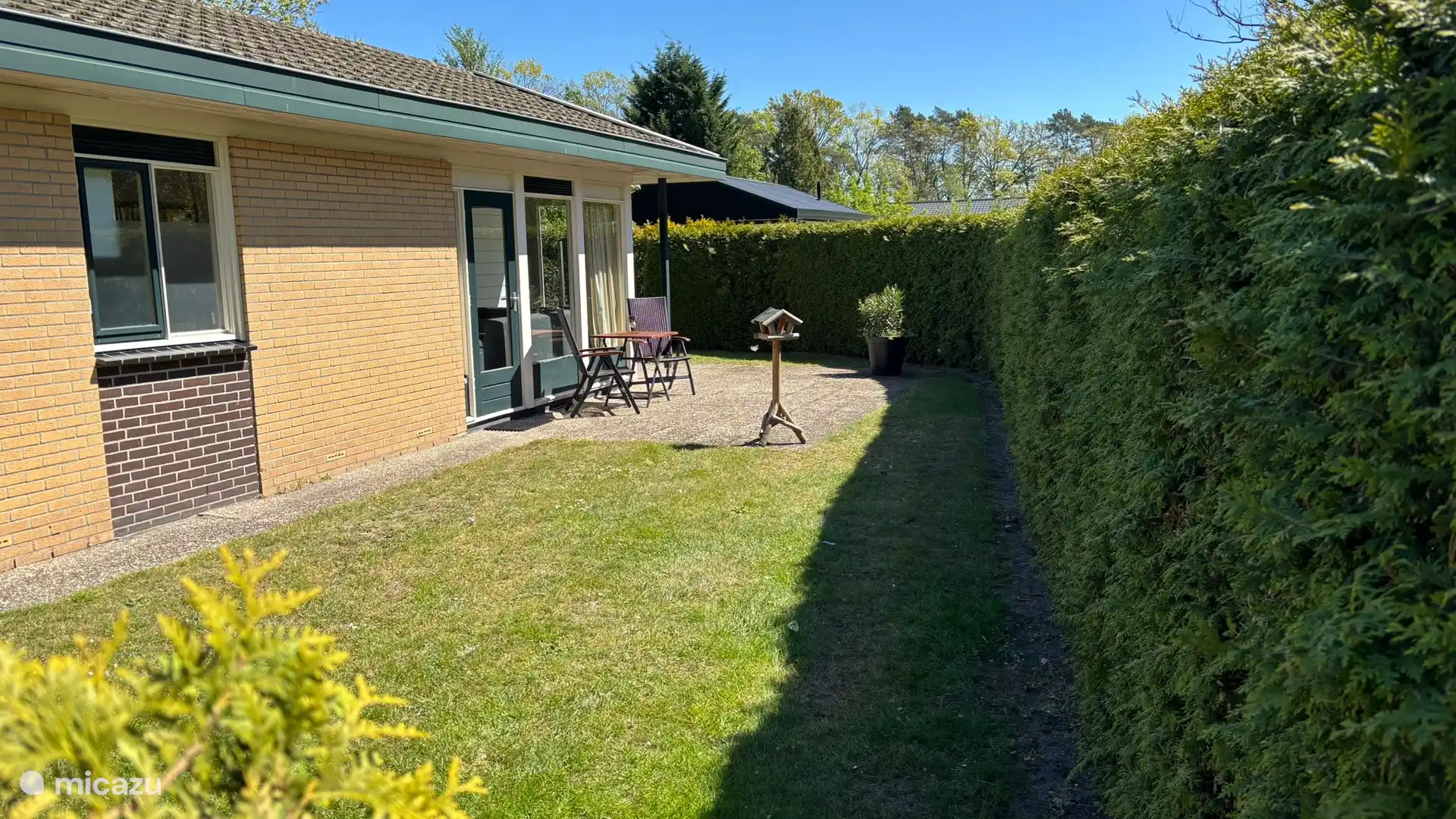 terrace with lots of privacy