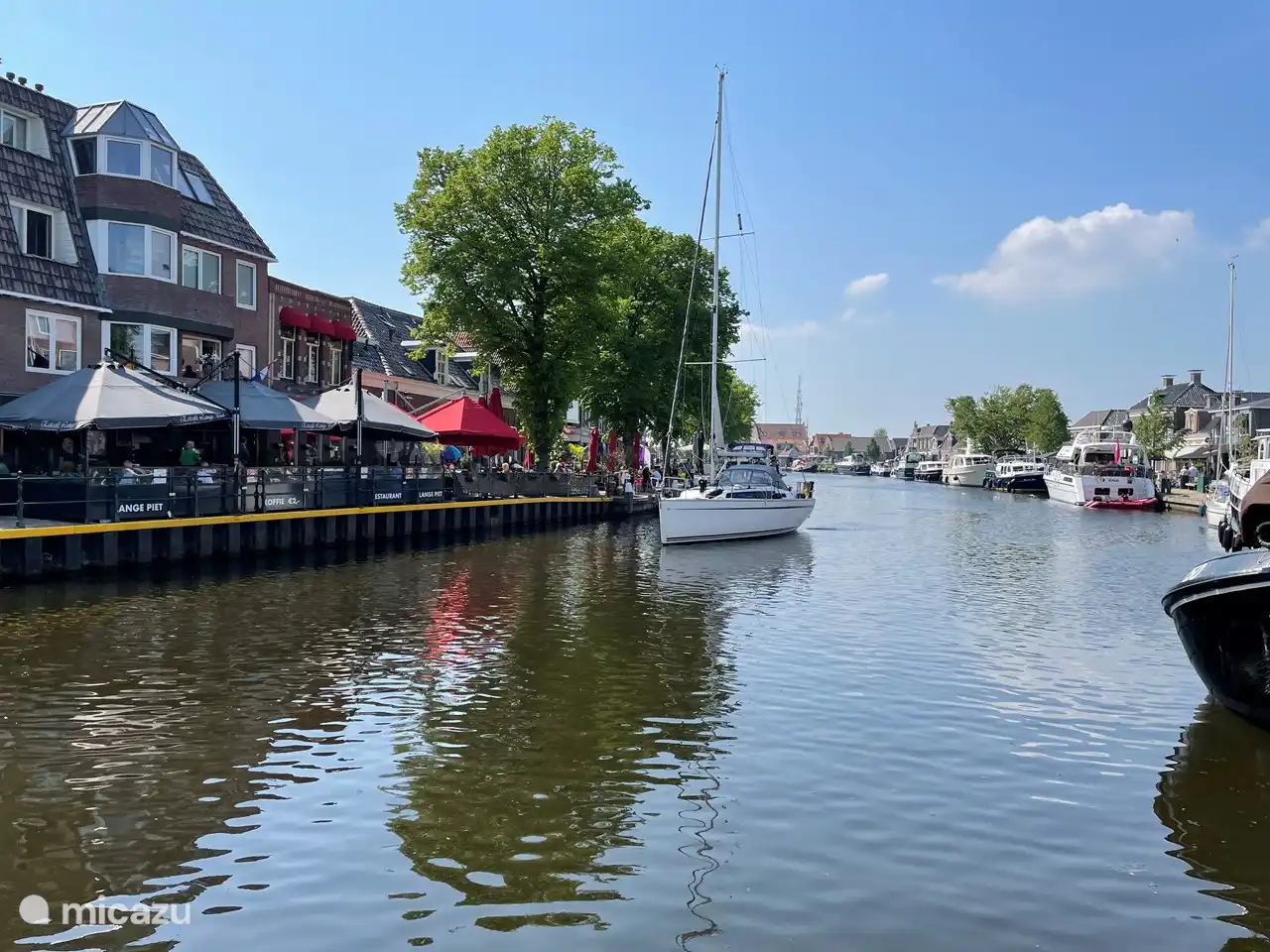 Das Zentrum / Hafen von Lemmer zu jeder Jahreszeit (wenige km von Sondel entfernt)