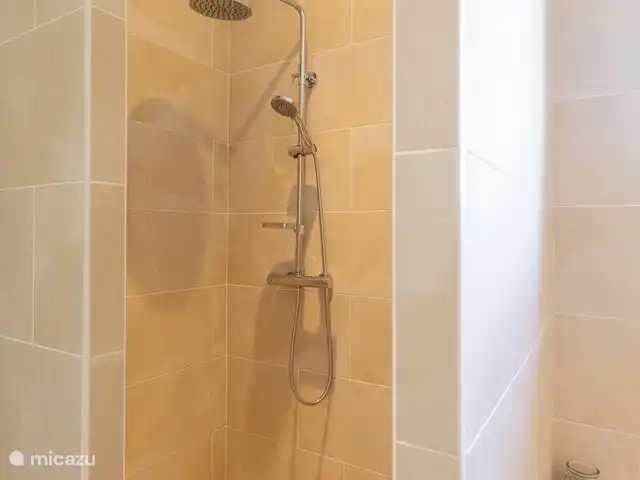 vakantiehuis huren in Frankrijk, Dordogne, Sarlat-la-Canéda – La Soara inloopdouche