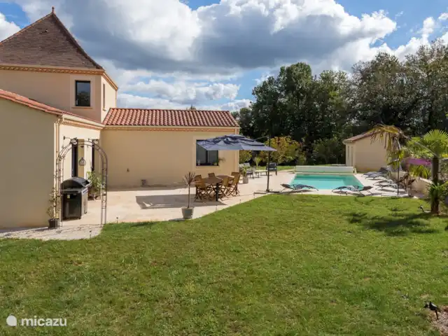 vakantiehuis huren in Frankrijk, Dordogne, Sarlat-la-Canéda – La Soara het terras