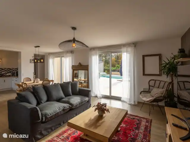 vakantiehuis huren in Frankrijk, Dordogne, Sarlat-la-Canéda – La Soara woonkamer