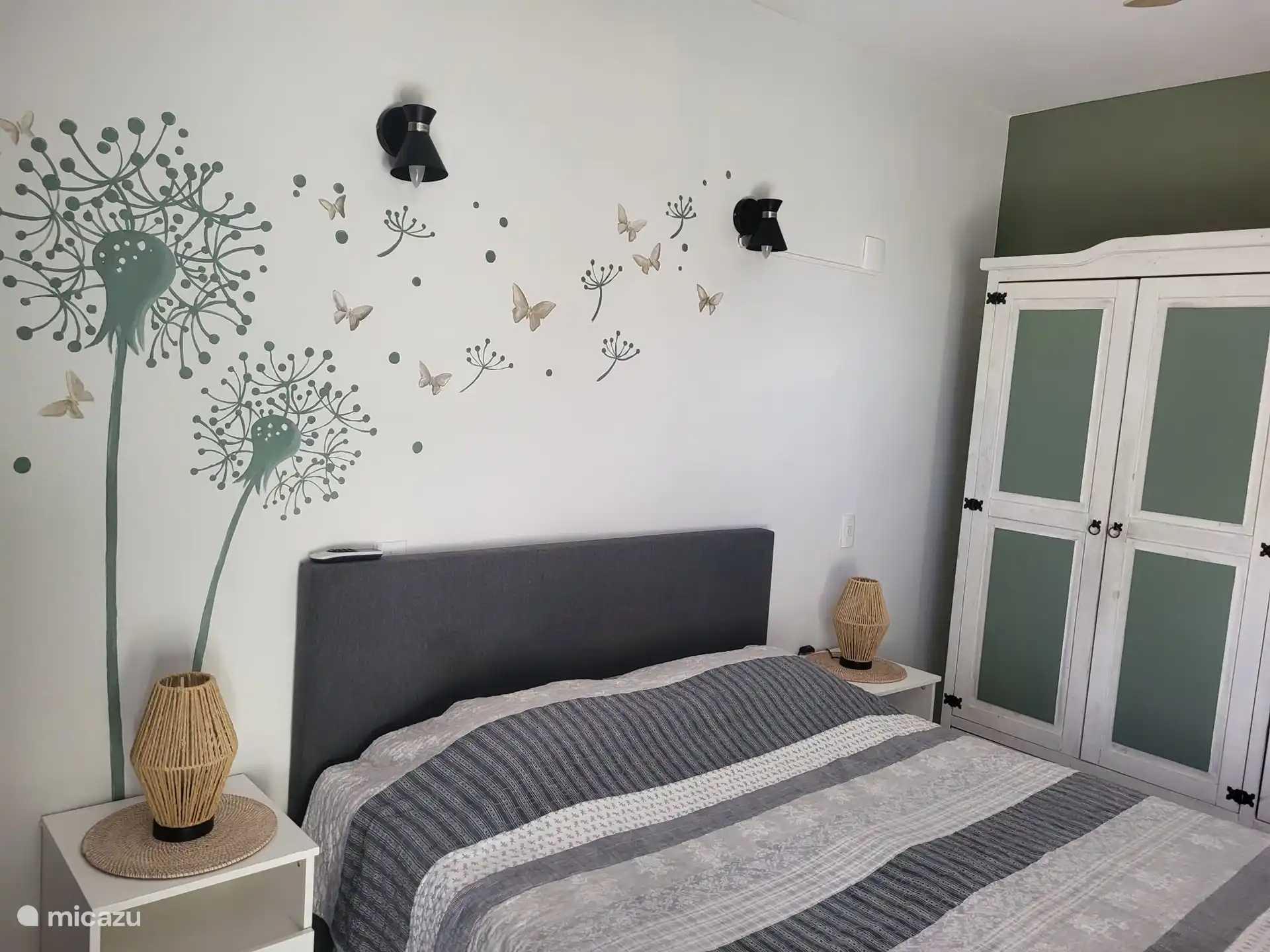 mofi in Curaçao, Banda Ariba (East), Montan'i Rei - Studio