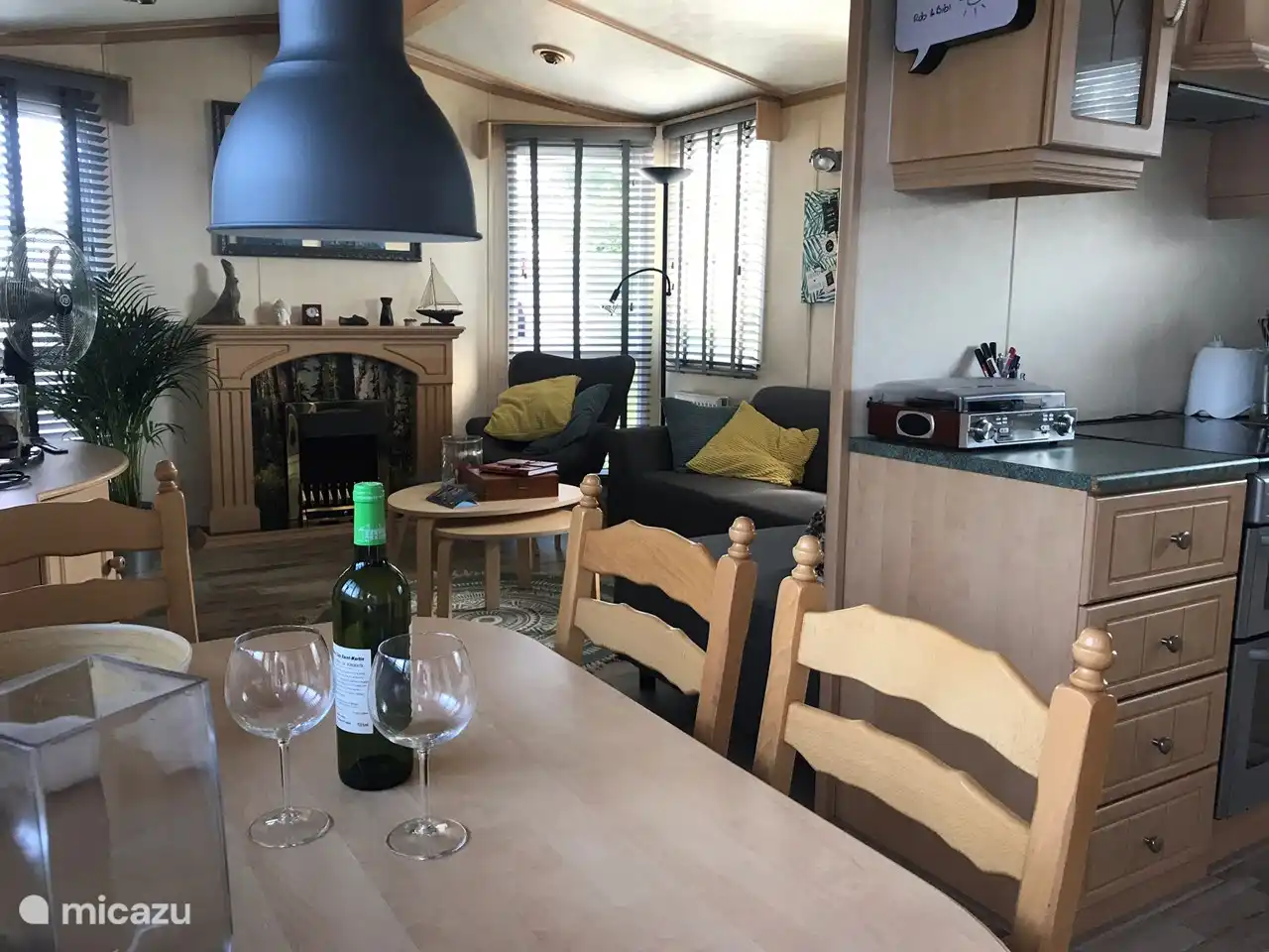 Gezellig thuis eten in de open keuken