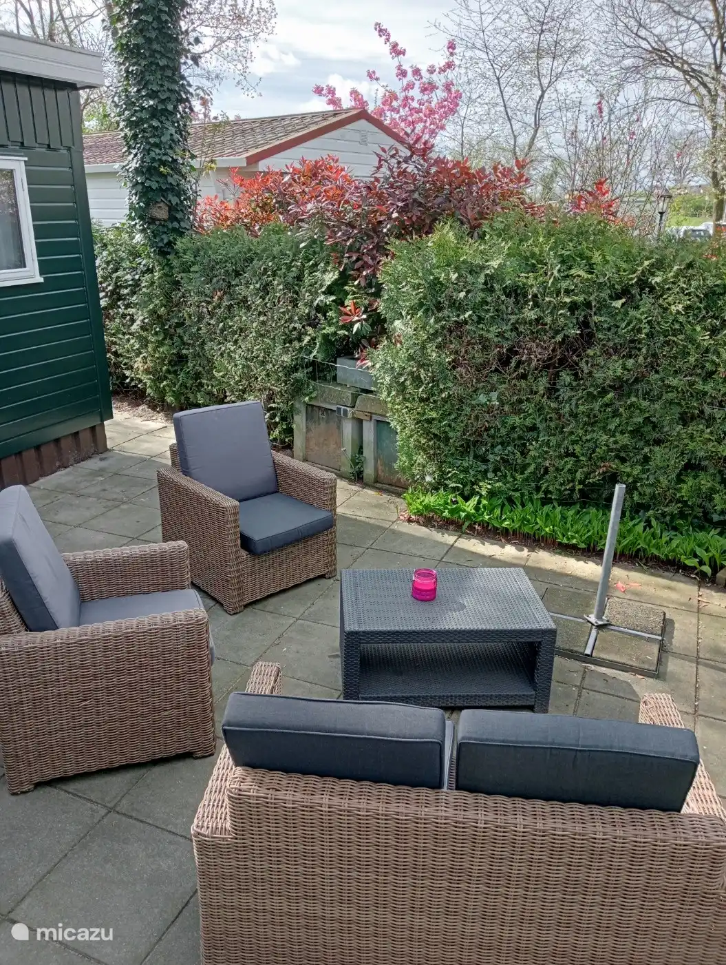 Terrasse vor dem Chalet