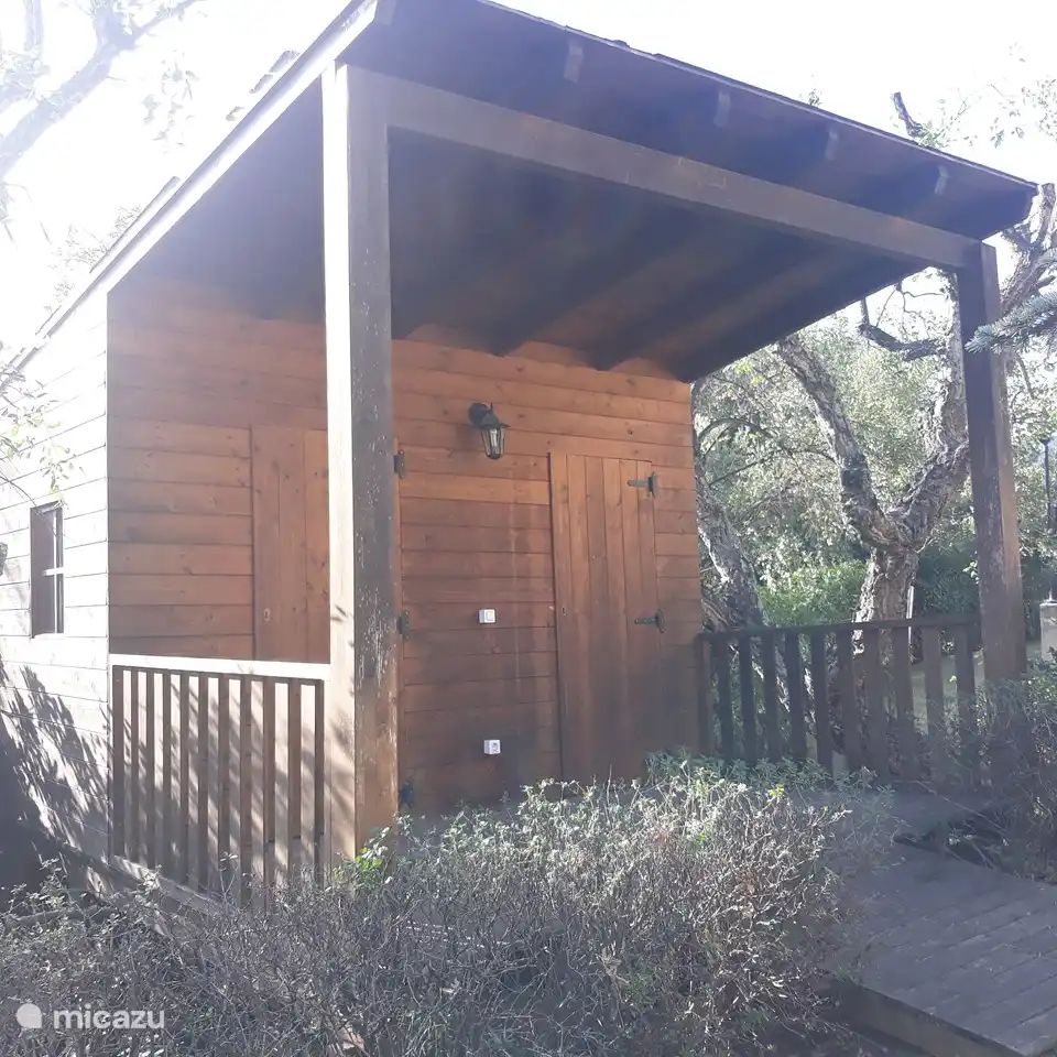 Garden house(2) (with toilet)