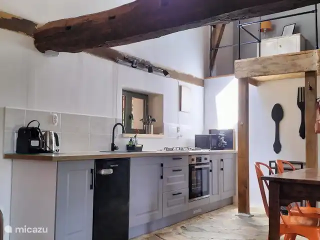 Domaine Pouzoult, Gîte Orange huren in Frankrijk, Indre, Sazeray - gîte / cottage Keuken