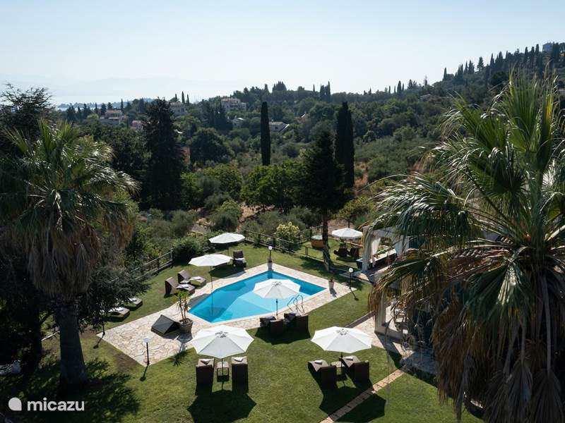 Holiday home in Greece, Corfu, Gouvia Villa Elvis: exclusive Villa, 6 bedrooms.