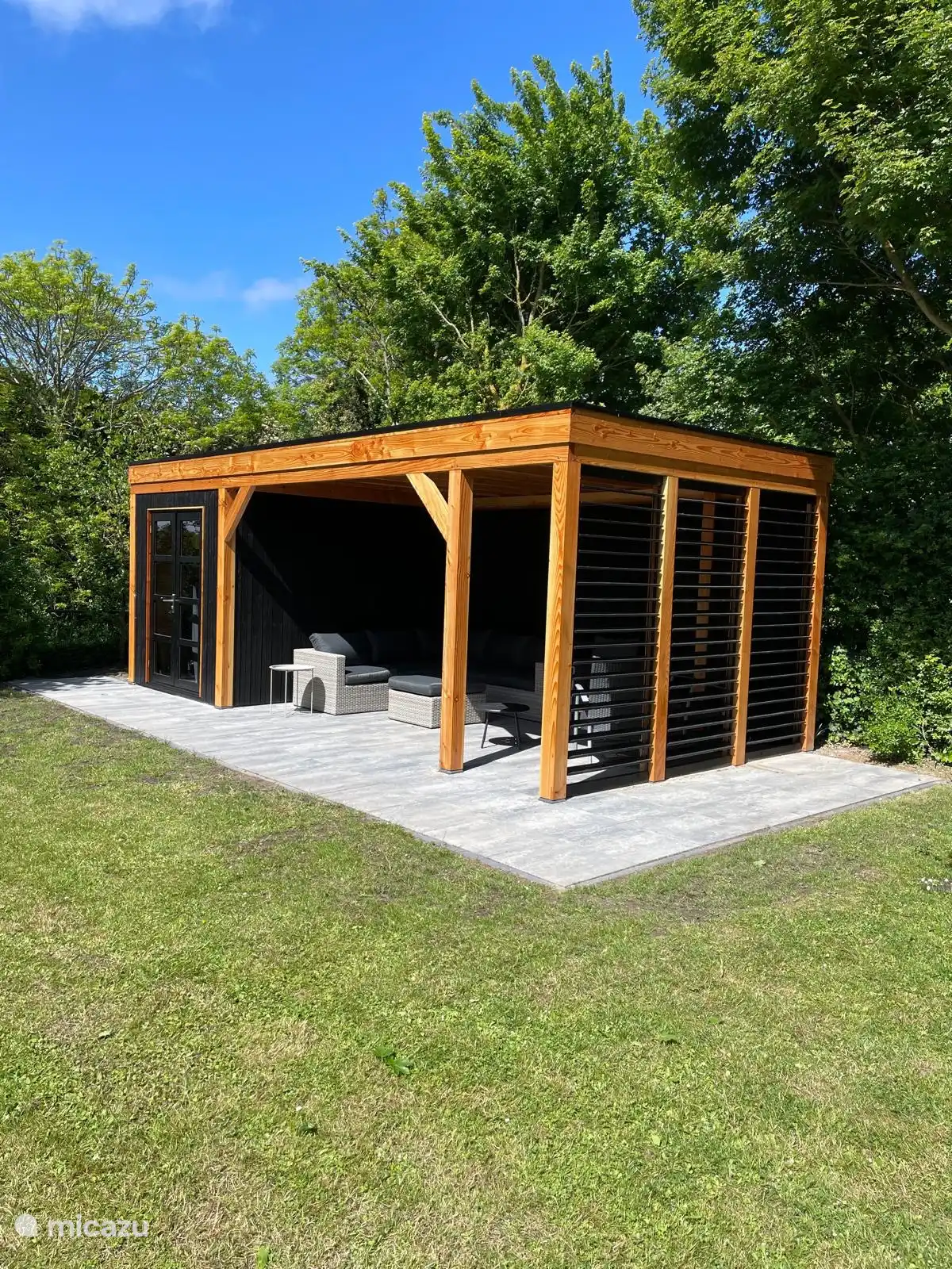 ¡Delicioso desayuno, café, té es posible y también temprano en la mañana en el dosel!