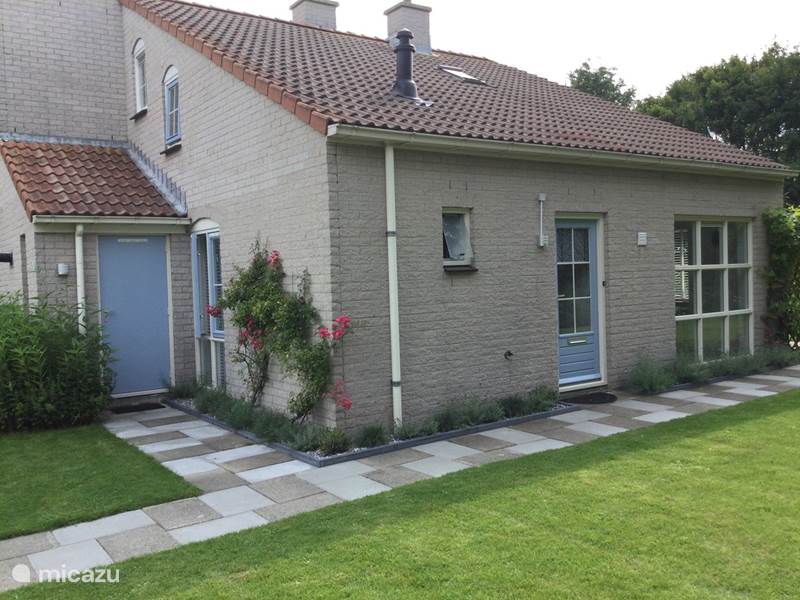 Holiday home in Netherlands, Zeeland, Brouwershaven Holiday house Holiday home Christoffel 83