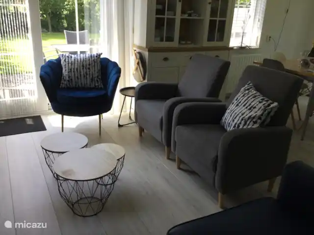 Christoffel 83 Park Port Greve  | Pays-Bas, Zélande, Brouwershaven - maison de vacances Du coin salon, vous avez une bonne vue sur le grand jardin auquel on peut accéder directement par les portes coulissantes.