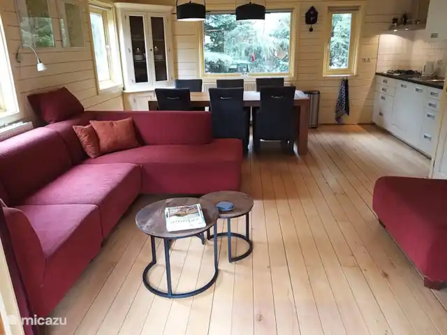 el tucan en Países Bajos, Güeldres, Emst (Epe) - casa vacacional El salón de De Toekan. Tiempo para relajarse.