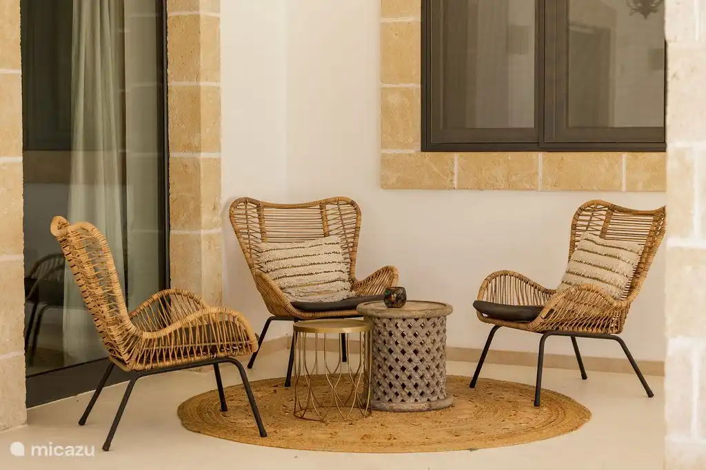 Sitzgelegenheiten auf der Veranda