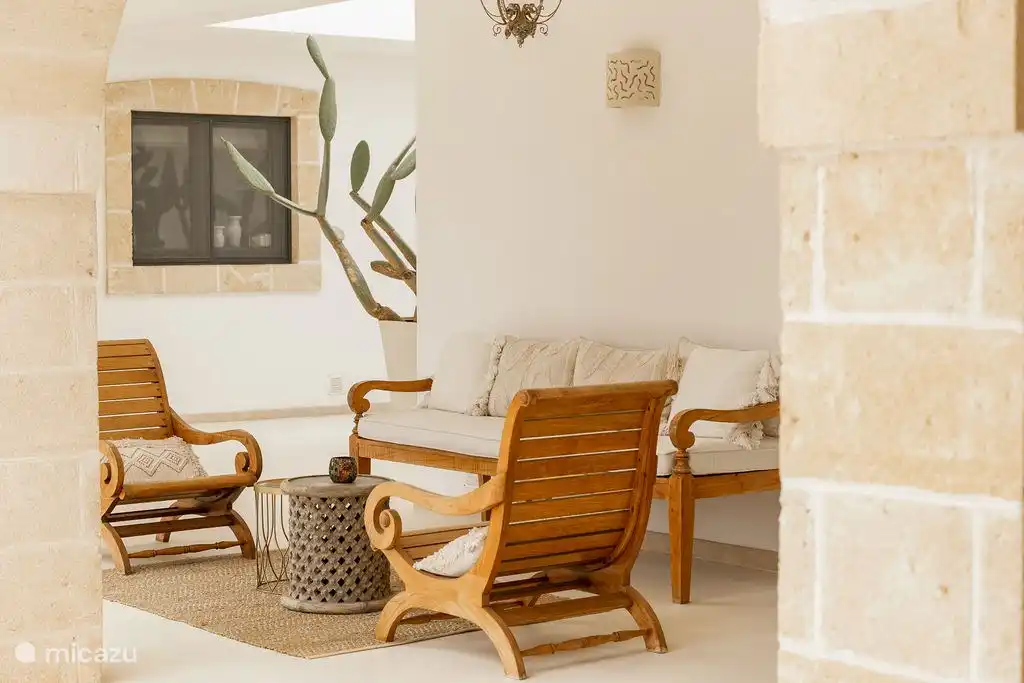 Sitzgelegenheiten auf der Veranda